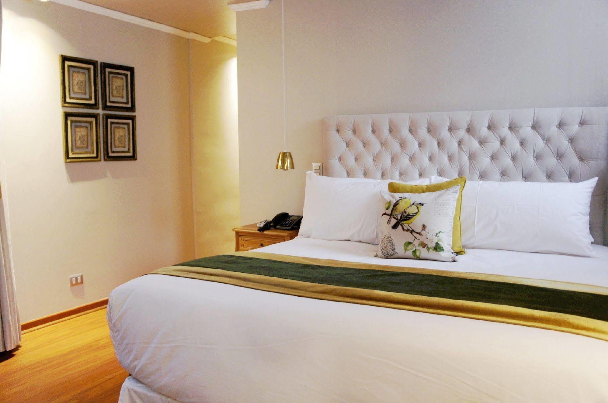 סנטיאגו Quiral Hotel Boutique מראה חיצוני תמונה