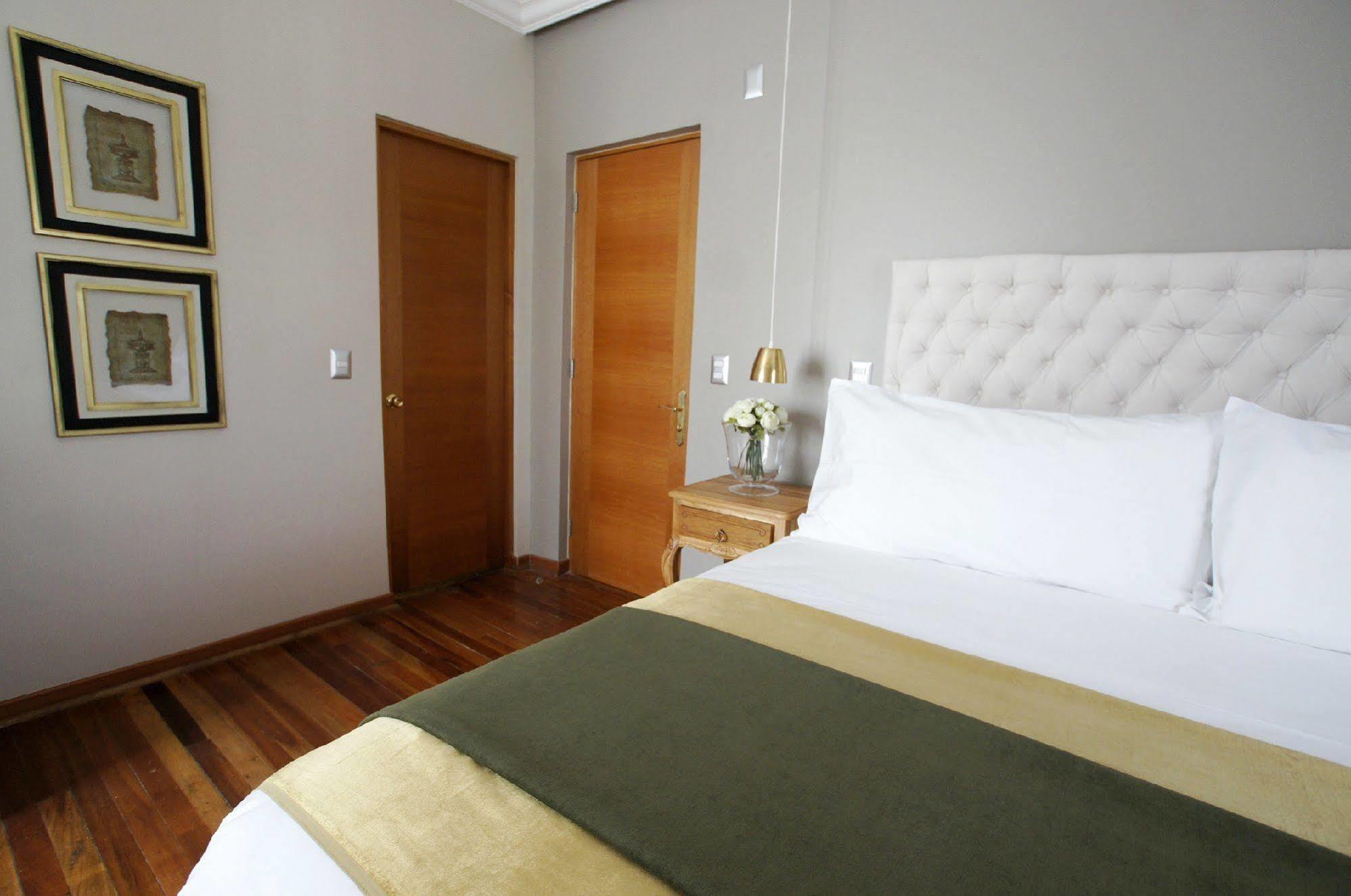 סנטיאגו Quiral Hotel Boutique מראה חיצוני תמונה